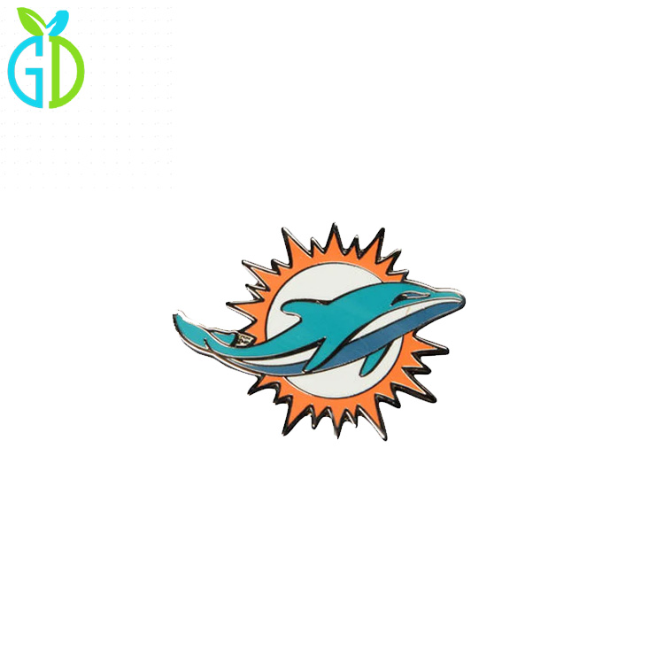 Custom Sport 32 Team NFL Football Helmet Enamel Pin Badge Souvenir